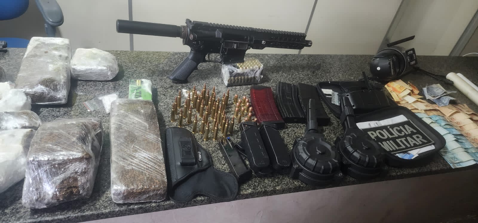 FORÇA TÁTICA APREENDE DUAS ARMAS DE FOGO DURANTE AÇÃO POLICIAL EM ASSÚ